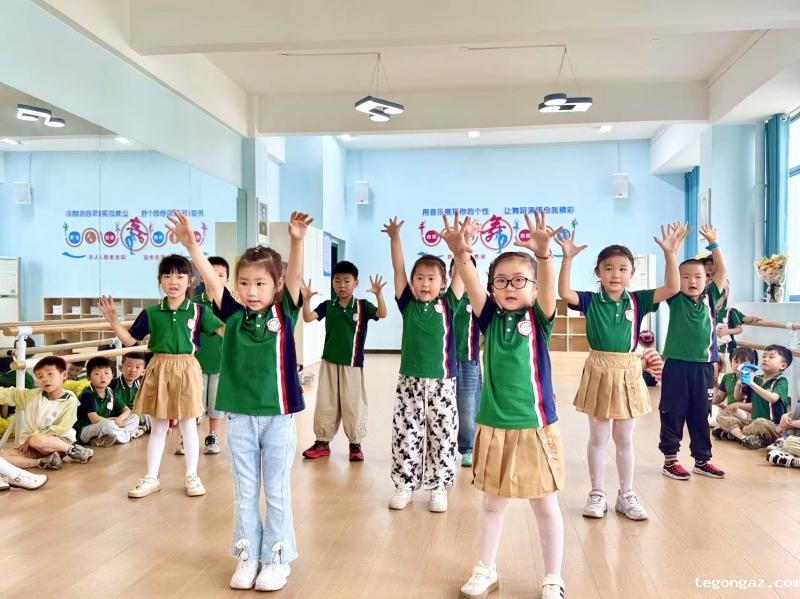 “幼”见小学 筑梦起航
——raybet在线官网新潭小学迎接幼儿园进校参观